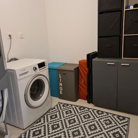Location La Rebelle - La Rochelle B Apartment Екстериор снимка