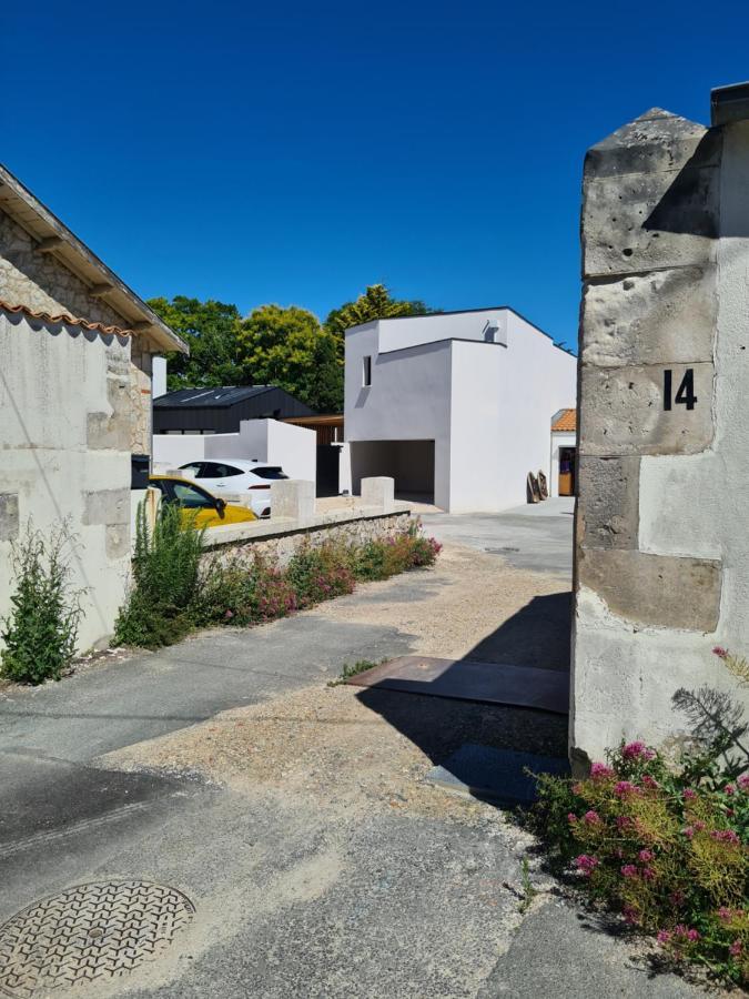 Location La Rebelle - La Rochelle B Apartment Екстериор снимка