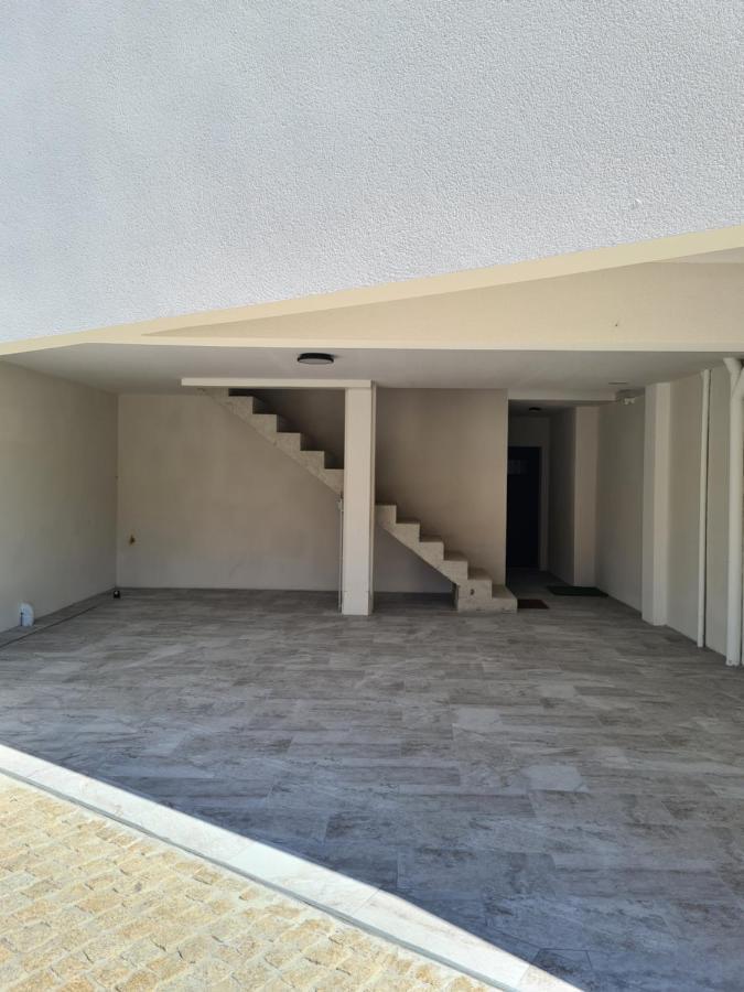 Location La Rebelle - La Rochelle B Apartment Екстериор снимка